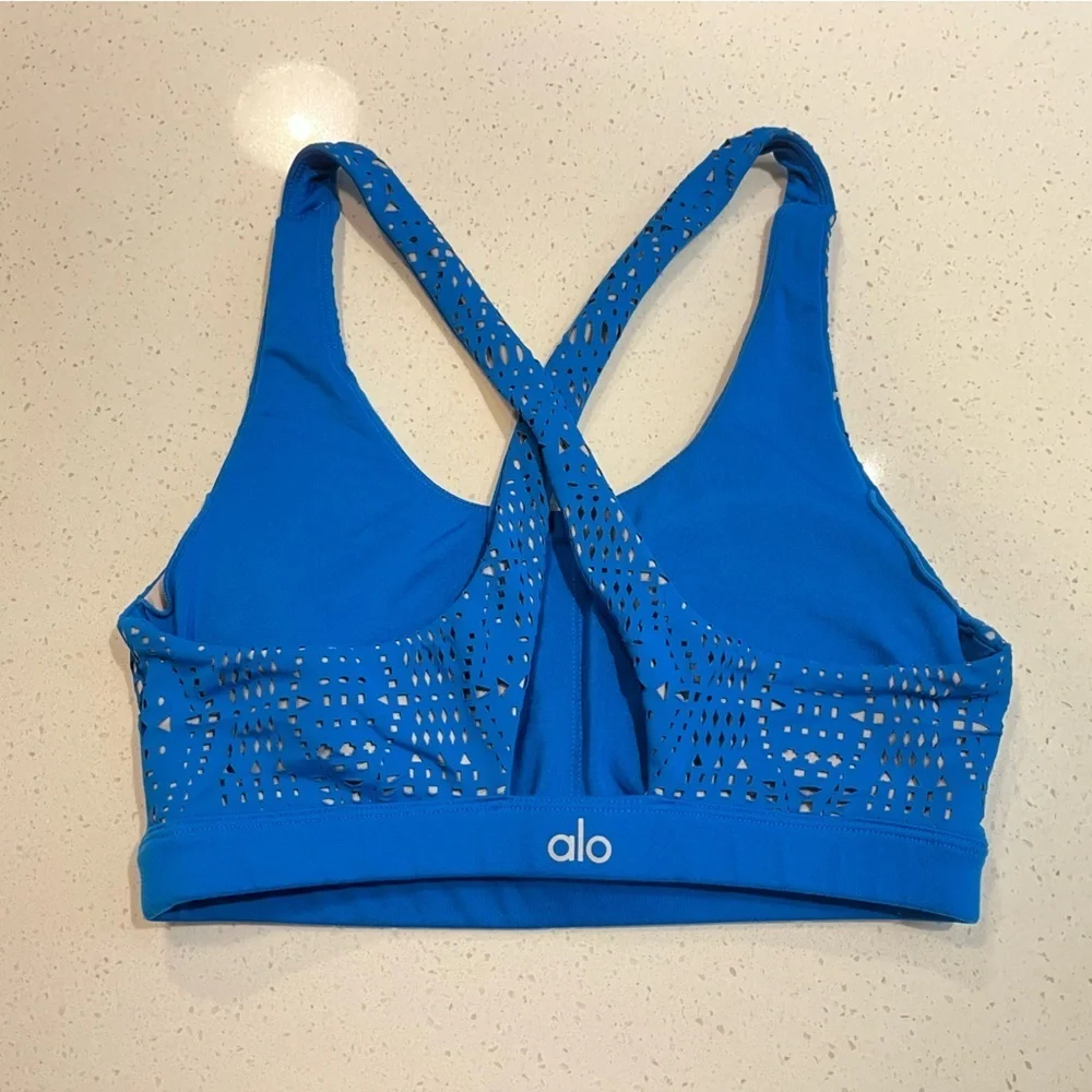 ALO Yoga | Patina Laser Cut Sports Bra in Blue Size Small